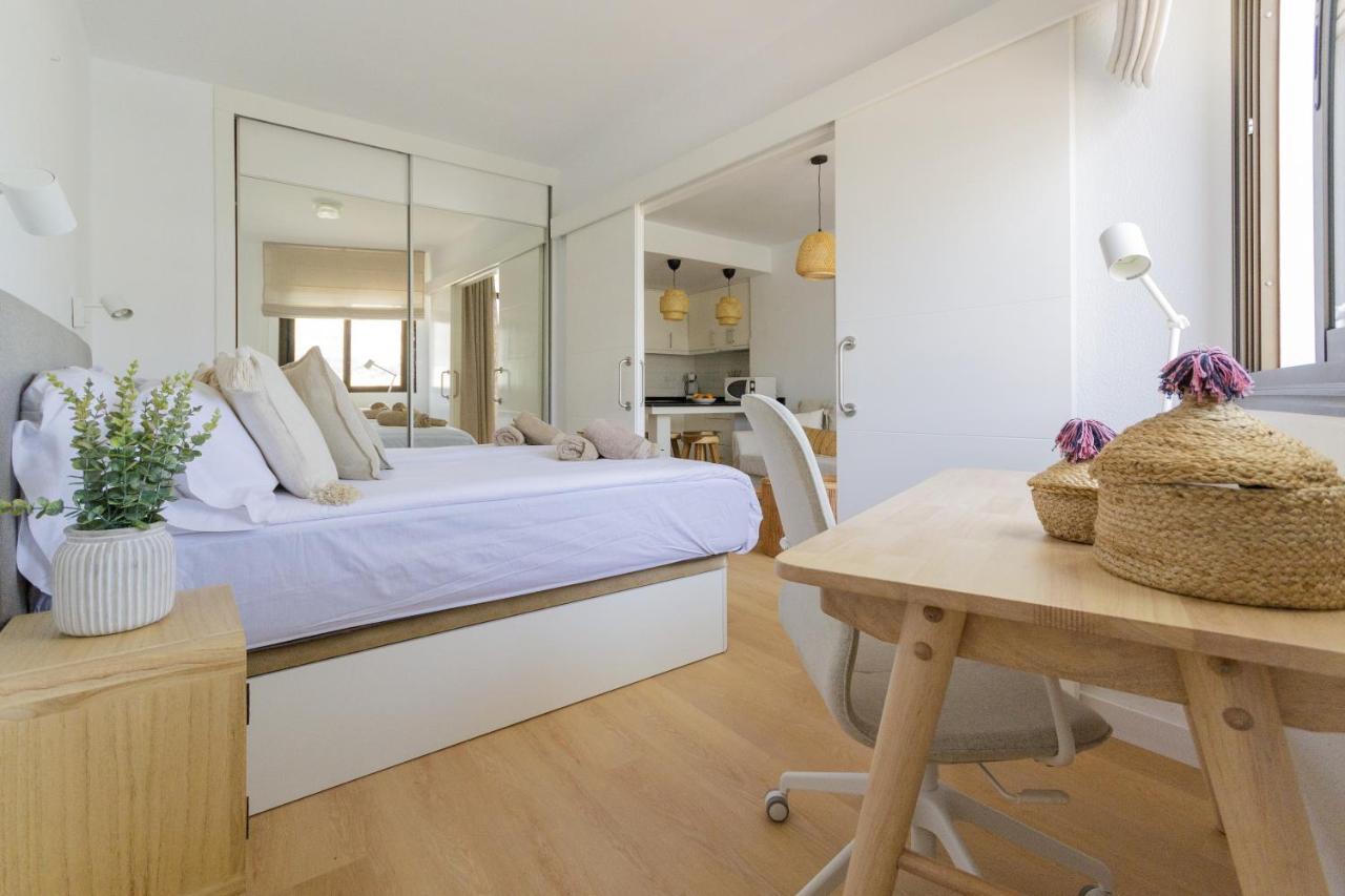 Sunny Holidays Apartment